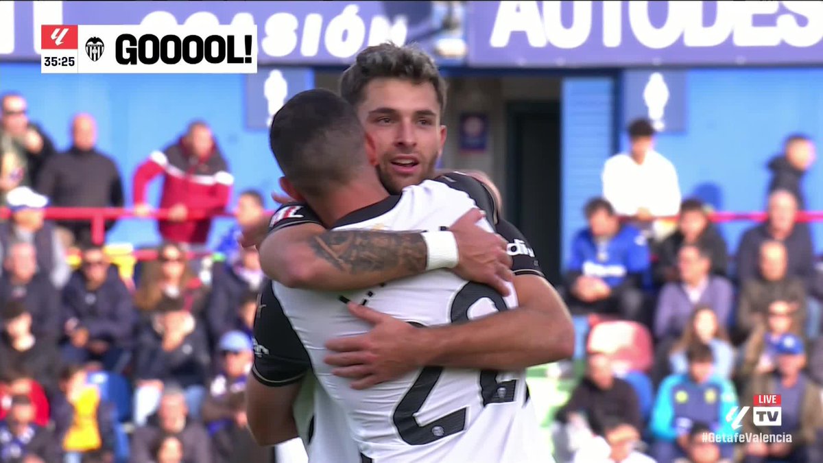 🚨 Enzo at the back post! Enzo Barrenechea scores his first goal for Valencia to put them 1-0 up against Getafe 📈 #AVFC