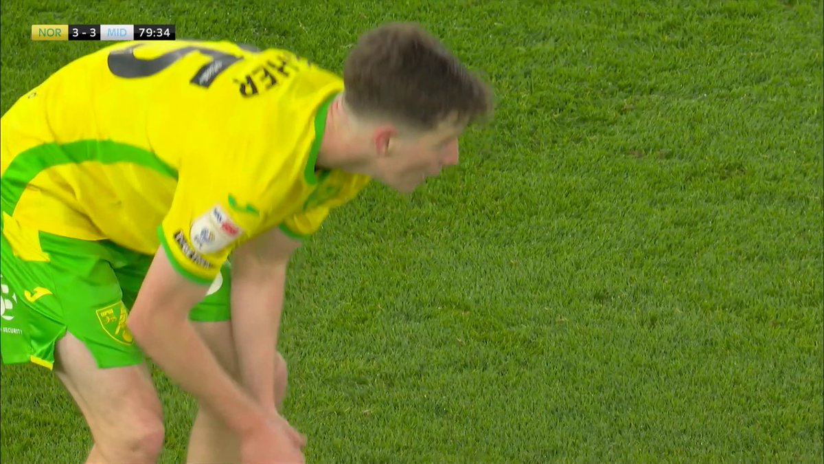 WHAT ON EARTH?! I PROMISE YOU THIS IS ONE OF THE MOST BIZARRE OWN GOALS YOU’LL EVER SEE
