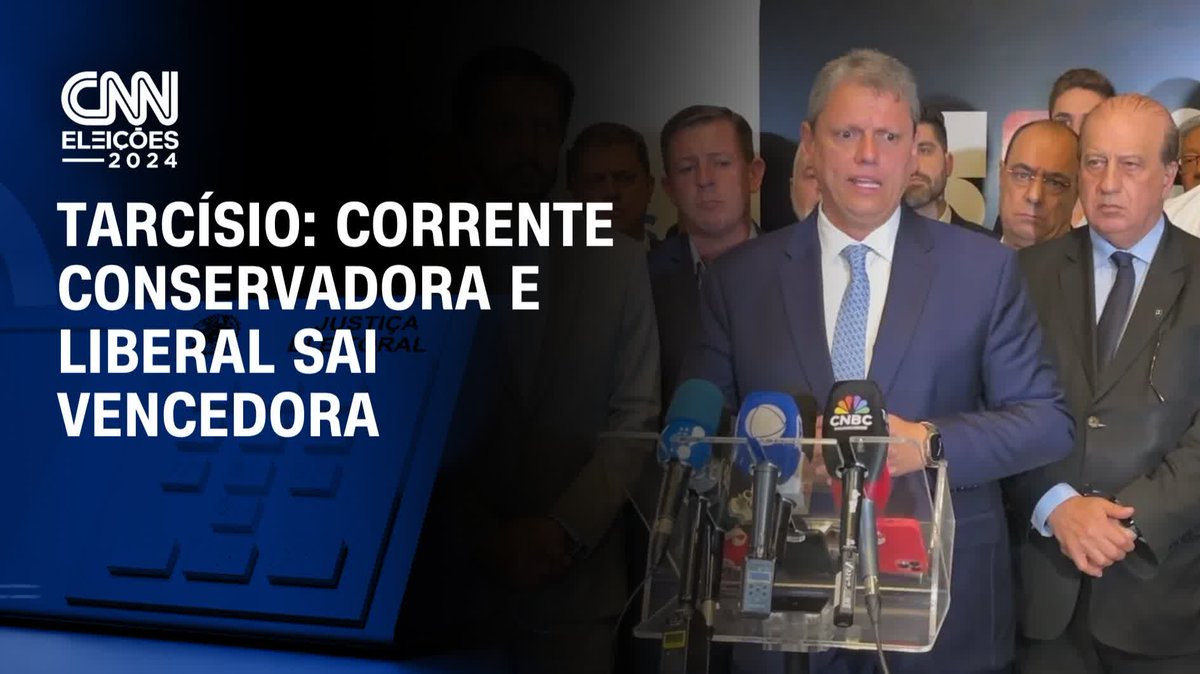 O governador de São Paulo, Tarcísio de Freitas (Republicanos) falou à imprensa depois de votar neste domingo (27) e afirmou que a corrente conservadora e liberal saiu vencedora nesta eleição municipal. #CNNEleições