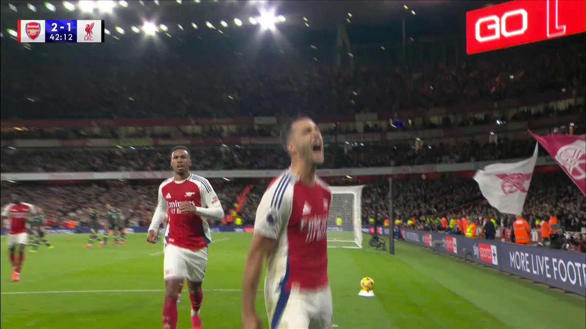 Mikel Merino scores his first Arsenal goal to put Arsenal back in front! 🔥