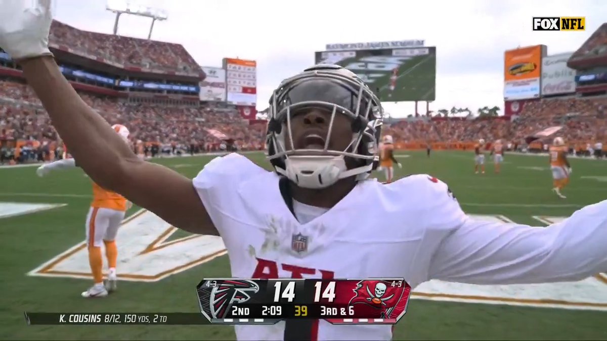 Making MOONEY moves 💰 FOX | NFL+