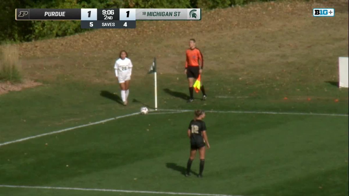 GOOOOAL MSU! Kaleigh McPherson with her first goal in the Green & White to give MSU the 2-1 lead with under 10 to go! 81:04 | MSU 2, PUR 1 #GoGreen