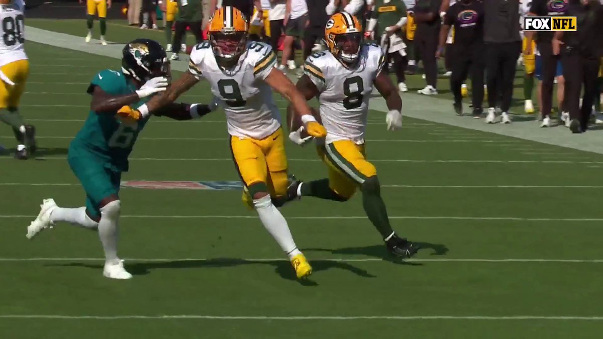 JOSH JACOBS IS GONE! #Packers are back in front! 📺: FOX
