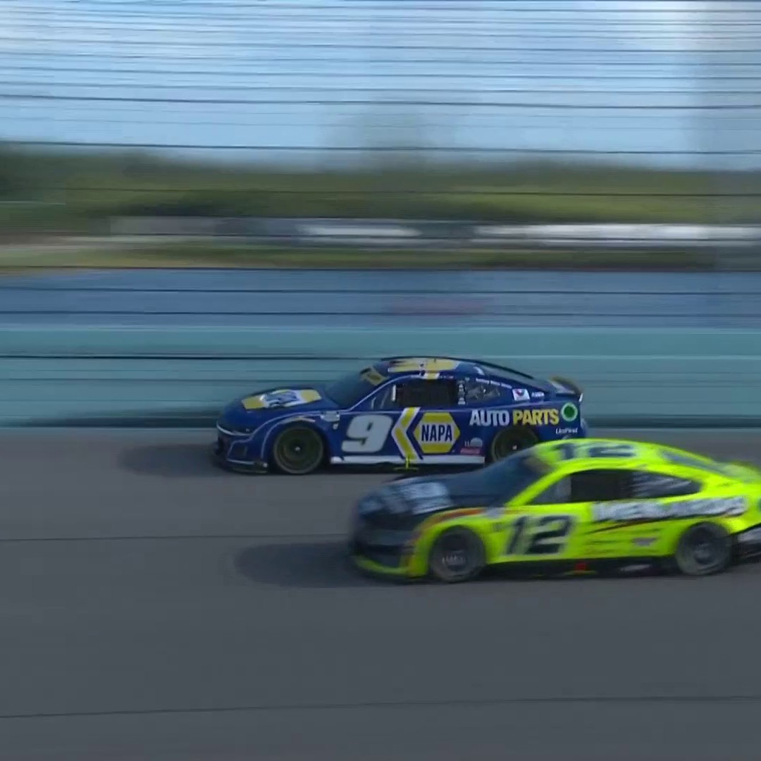 The 2023 NASCAR champ and 2020 champ battling for the lead! Chase Elliott and Ryan Blaney both want one of the Championship 4 spots! #NASCARPlayoffs