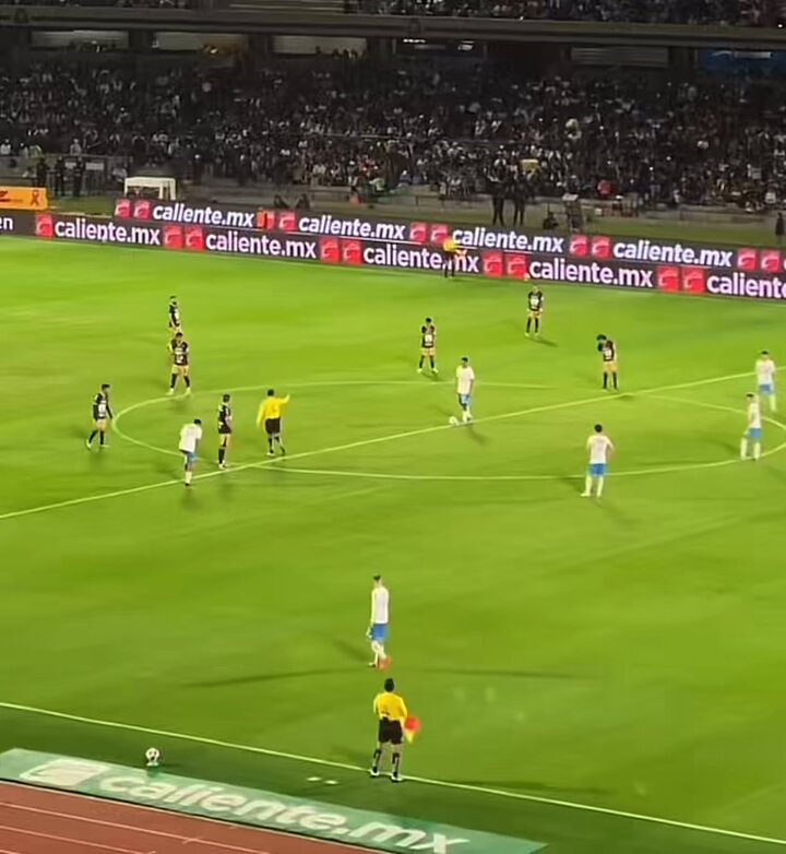 9 pases 25 segundos 1 gol La coordinación y ejecución desde el saque es impresionante y difícil de ver en nuestra liga De los mejores goles del torneo