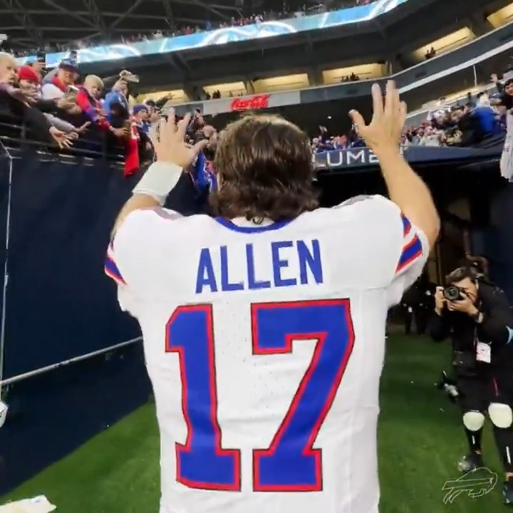 Running off with the dub! 🙌 Josh Allen | #BUFvsSEA