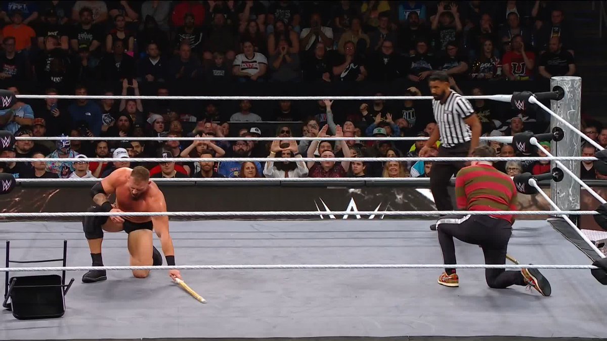🗣️ WHAT DOES THAT SPELL?! Andre Chase | twitch.tv/ChaseUniversity is taking it to @RidgeWWE! 👊 #HalloweenHavoc