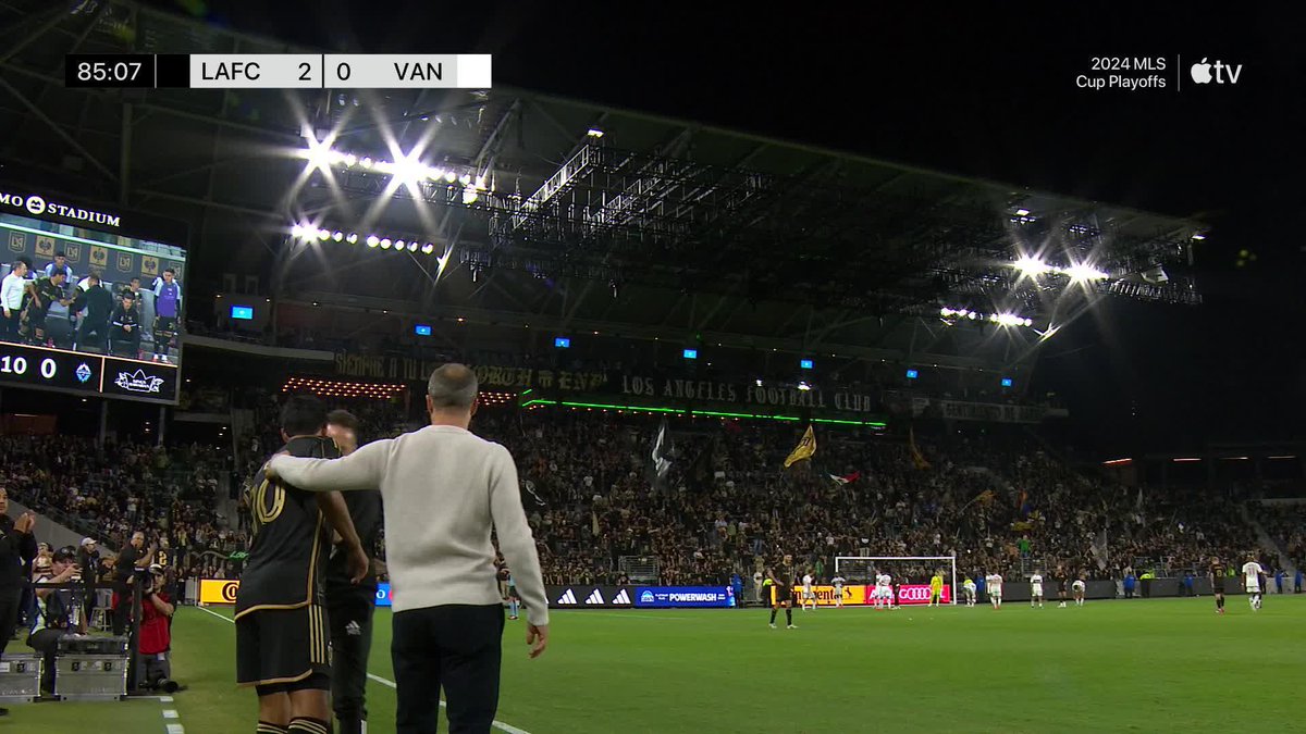 El Rey is back! 👑 LAFC // Audi #MLSCupPlayoffs