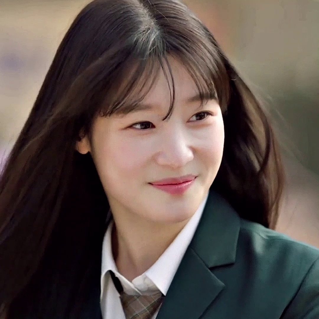 jung chaeyeon as yun juwon in #FamilyByChoice (2024)