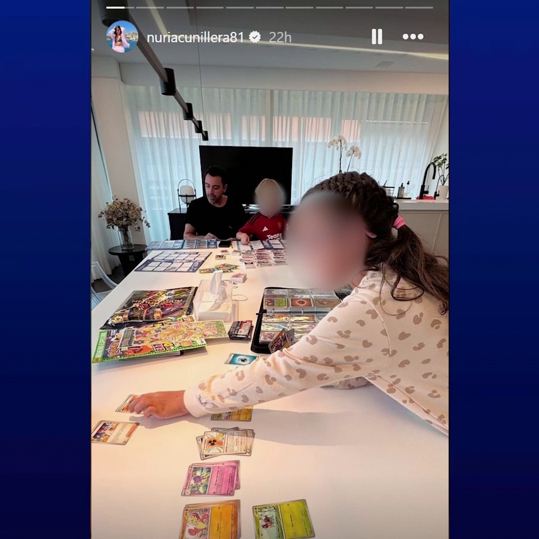 "I think it's called Instagram or something..." 📱 Kaveh Solhekol on Xavi's wife posting a photo of their son wearing a Manchester United kit 👀