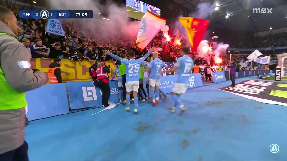 2-1 Malmö FF! Hugo Bolin ger hemmalaget ledningen på ett kokande Eleda Stadion! 🔵 📲 Se matchen på Max