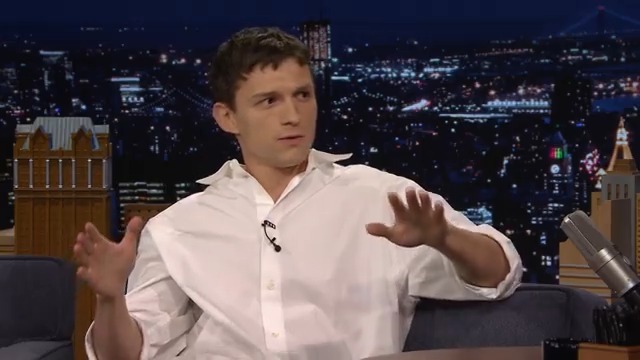 .Tom Holland couldn’t contain his excitement when a trick-or-treater showed up to his house in a Spider-Man costume 🤣 #FallonTonight