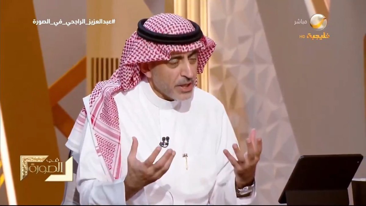 تحذير من مسؤول رسمي : الفيلر التجميلي قد يُفقد البصر نهائياً .. وأكد رئيس مستشفى الملك خالد التخصصي للعيون ذلك .. قائلاً : لدينا في المستشفى 5 حالات فقدوا النظر ؛ بسبب الفيلر التجميلي . -