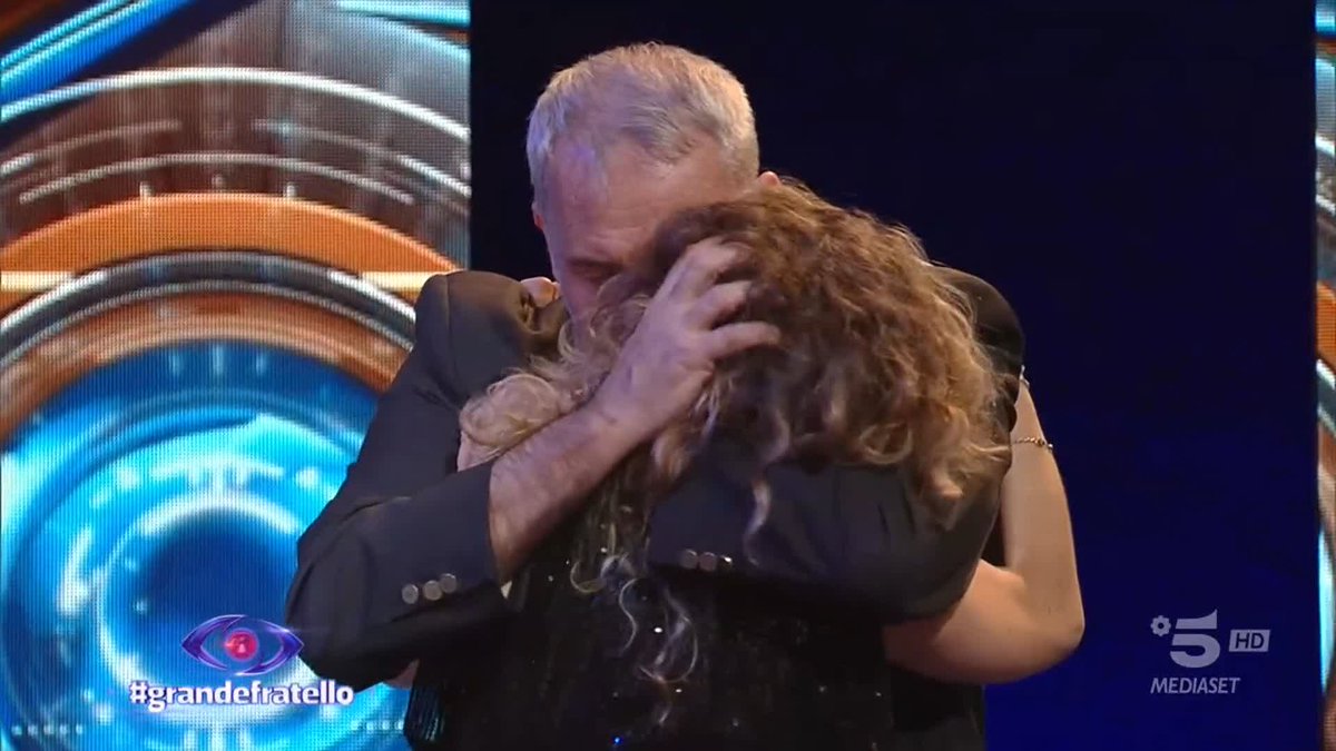 Luigi ha qualcosa da dire alla sua Eleonora: "Abbiamo bisogno di te" #GrandeFratello