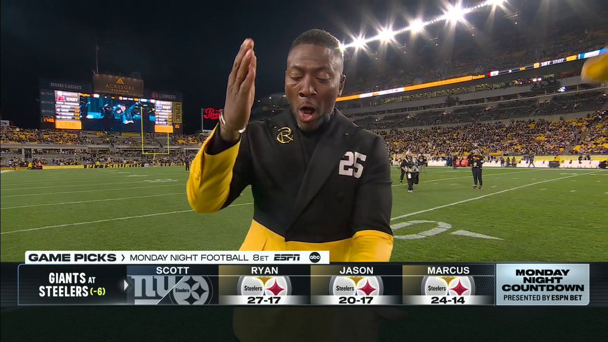 THIS ENERGY FROM RYAN CLARK 😤 He's rocking with the Steelers ⚫ 🟡