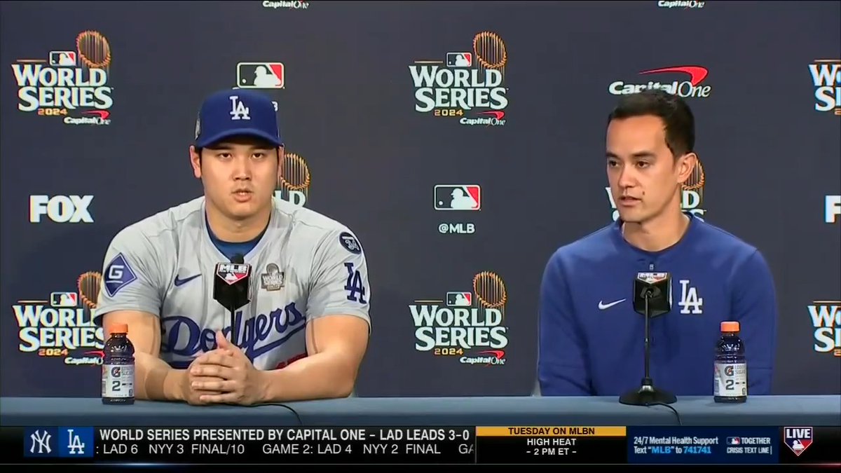 大谷翔平、試合後のインタビュー ・負傷したときはどういう感じだったか? 「やったときはちょっとどうなっているのか分からなかったので、裏にいってからかなと思います。最初はセーフかわからなかったので、ベースから離れられなかった。 今は痛みも引いてきているので、自分のスイングに戻ってきているのかなと思います」 ・スイングに影響があったか 「テーピングをしたりしているので、いつもと違う感じはしましたけどそこまで大きく違う感じはしなかった。単純に最後の一、二塁の打席も最後ボール球でしっかり見送れていれば四球を取れていたかなと思います」 🎥MLB Network