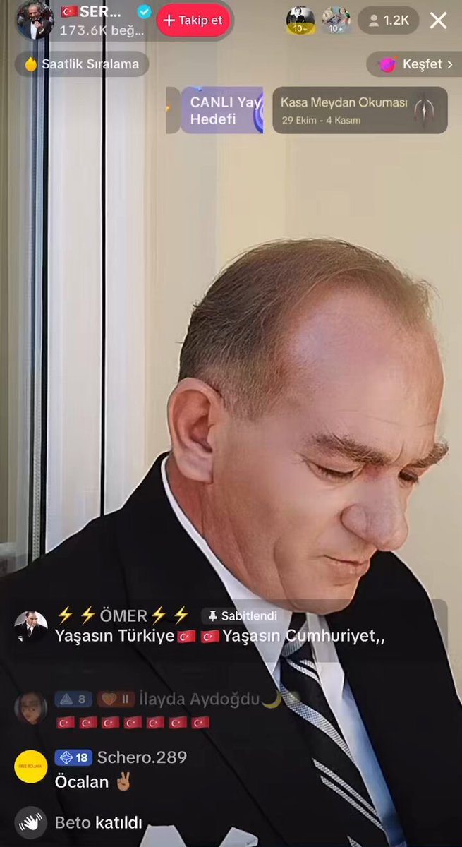 Anlık Serdar Yoldaş 😀 Malum kitleye kitleyen herkes dostumdur. Acıma Serdar yoldaş !