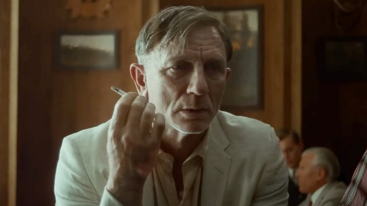 Daniel Craig stars in the first trailer for Luca Guadagnino's #Queer - in theaters this November.