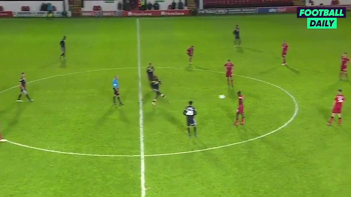 Revivió y murió el Fair Play en la misma jugada 😳😅