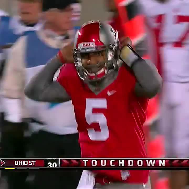 Braxton vs. Russ 🤩 #OTD in 2011, BRAXTON MILLER and Ohio State Football upset Russell Wilson and No. 12 Wisconsin, 33-29. #B1GFootball