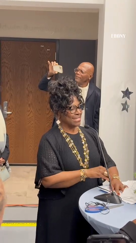 Samuel L. Jackson and LaTanya Richardson Jackson spearheaded a multimillion-dollar renovation of Spelman College's fine arts building and were honored at the mural reveal. The couple discovered their passion for acting and each other while attending Morehouse and Spelman College. The center is now named the LaTanya Richardson Jackson and Samuel L. Jackson Performing Arts Center! #BlackExcellence