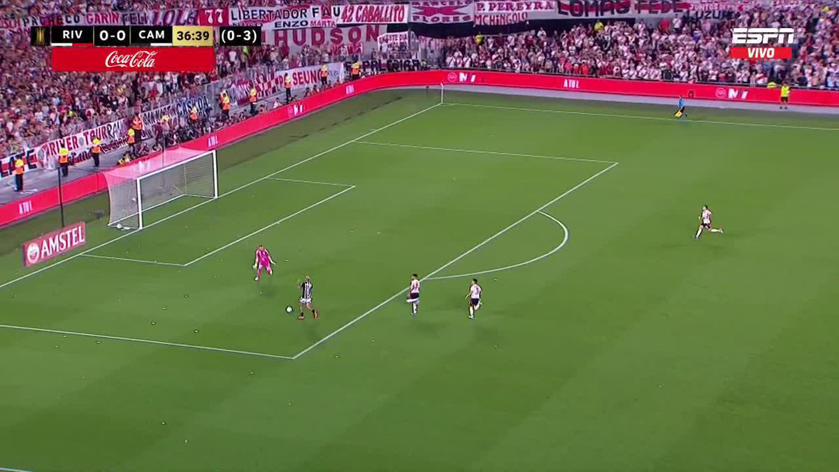🔎El MANO A MANO QUE FALLÓ DEYVERSON. que luego reclamó PENAL de ARMANI. ❓¿Fue PENAL del arquero de RIVER PLATE?