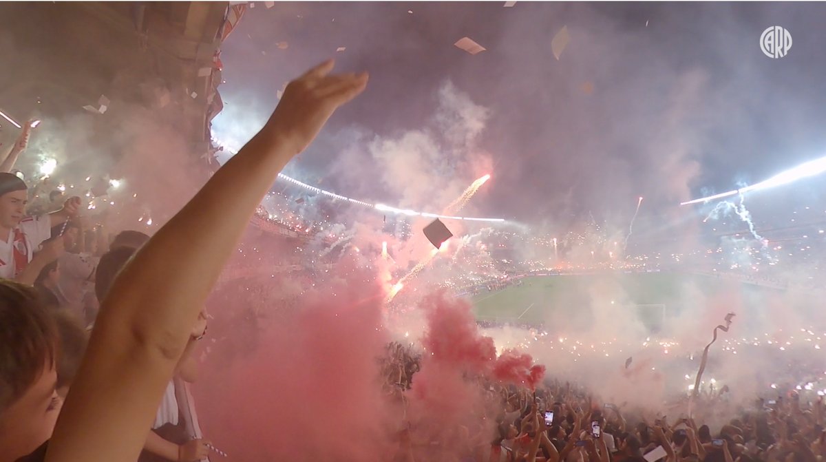 UN RECIBMIENTO HISTÓRICO Y MONUMENTAL 🤍❤️🤍