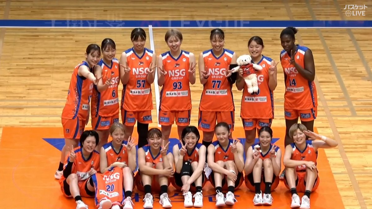 #大樹生命Wリーグ フューチャー #新潟アルビレックスBBラビッツ 地元新潟で三菱電機に勝利し4勝2敗✨ 4Q残り6秒 #河村美侑 のパスから #中村華祈 が3Pを決める 明日、全勝の東京羽田と対戦🔥 🏀10/31(木) 19時 #東京羽田 🆚 #新潟 視聴は▼ 新潟アルビレックスBBラビッツ W LEAGUE(Wリーグ)