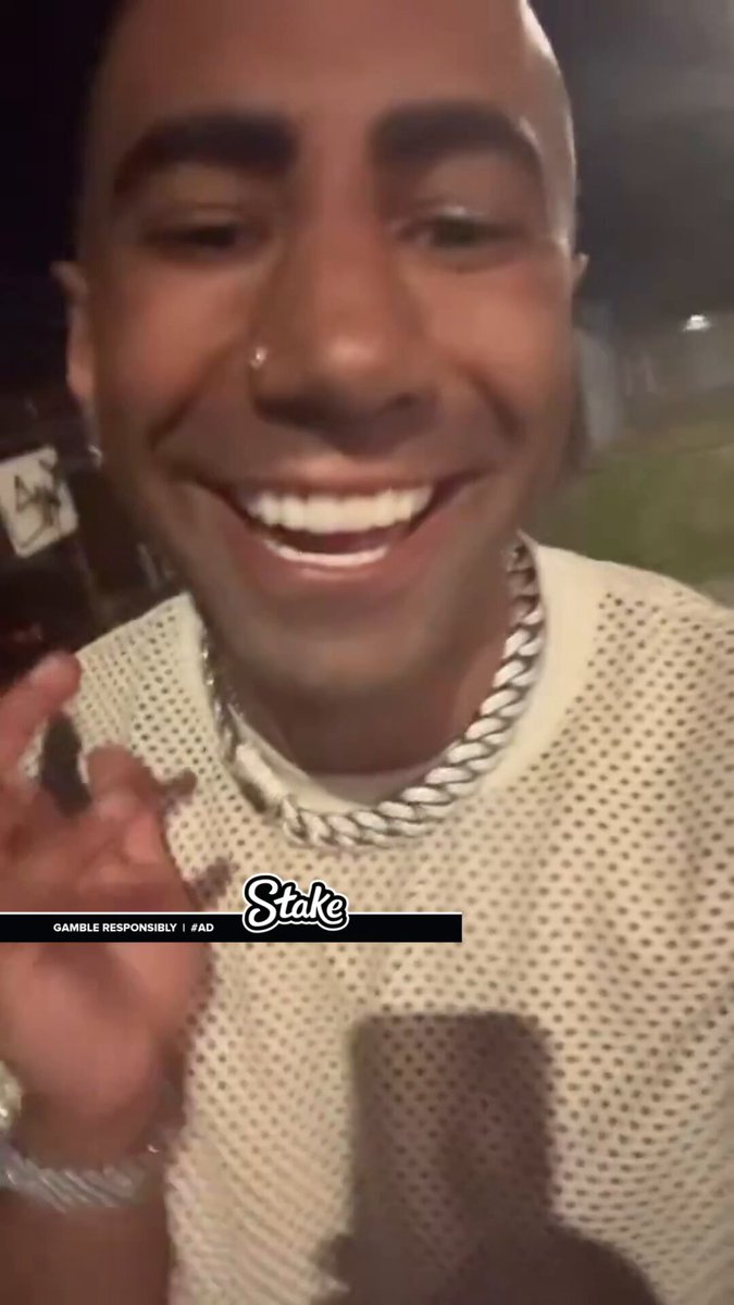 After being banned from Kick, Fousey says he’s left his team and is by himself on the side of the road 😳