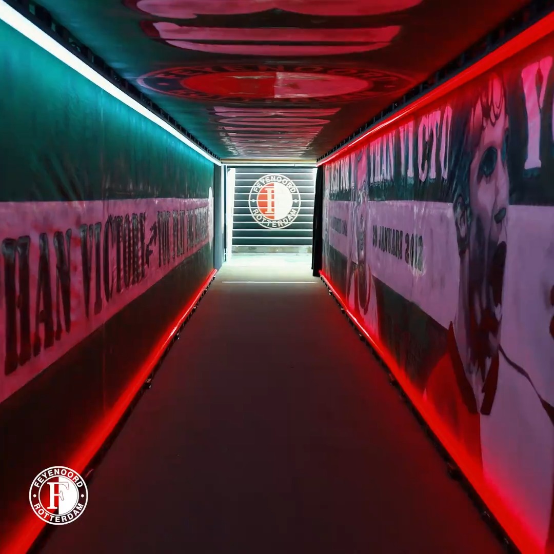 Today’s tunnel to the pitch. 👣 #feyaja