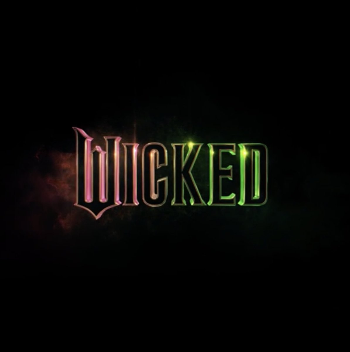 Participa comentando con una foto de tu mejor disfraz para asistir a la premiere este próximo 11 de noviembre Síguenos en nuestras redes y en las de @UniversalPicturesMX, agregando #Wicked, #WickedMovie, #WickedEnMéxico y #WickedVolaris. Consulta T&C aquí: