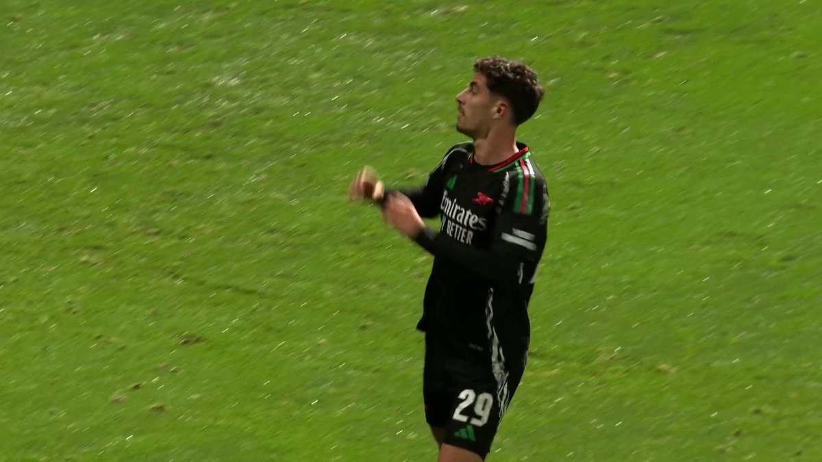 Kai Havertz adds a THIRD for Arsenal! 🇩🇪🔴