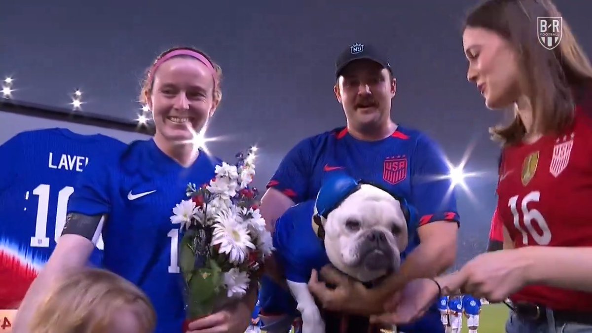 The USWNT honor Rose Lavelle for hitting 100 caps earlier this year 🌹 Watch USA vs. Argentina live on TNT, truTV and Max 📺