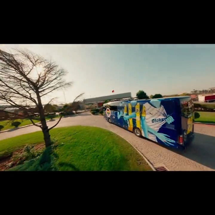 Gürsel Turizm'in Futbol A Takımımız için hazırladığı yeni takım otobüsümüz. Gürsel Turizm 💛💙