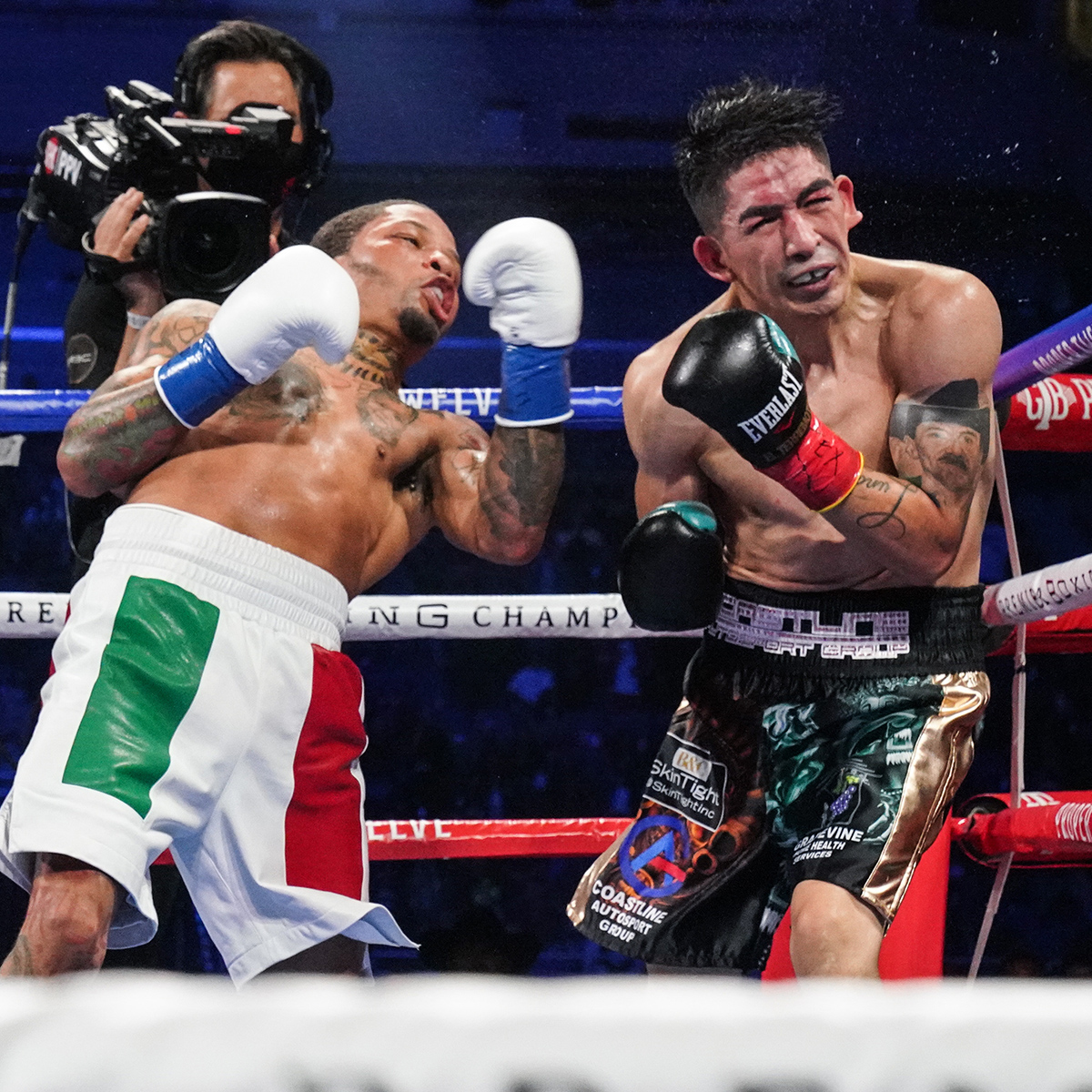 Four years ago today, Gervonta Davis delivered his favorite knockout of his career. 💥 ▶️ FULL FIGHT: #DavisSantaCruz #PBCFightAnniversary