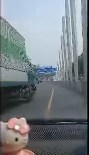 🚨INFO TERBARU : ternyata Truk udah ugal ugalan dari Bekasi dan puncaknya Di Tangerang Cipondoh😫 udah parah banget sih ini Supirnya nyelakain banyak orang😤