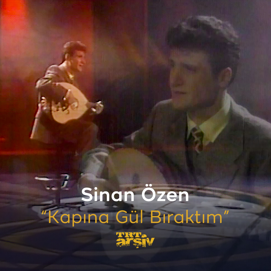 #SinanÖzen'in unutulmayan şarkısı "Kapına Gül Bıraktım" sizlerle. 🎤