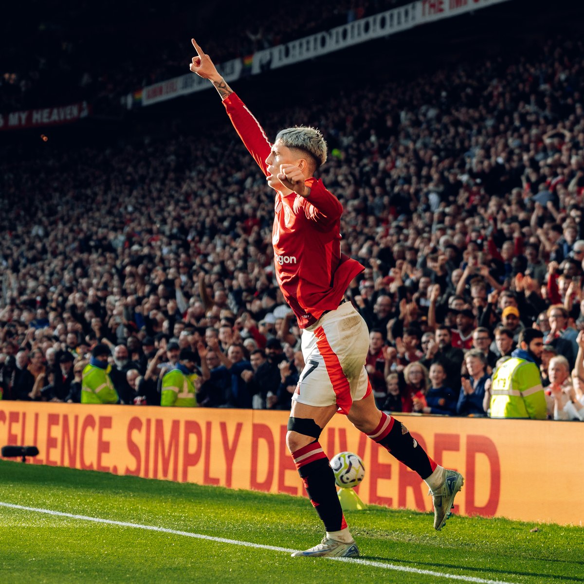 Whipped cross ๐ฆ Hammered home ๐จ This @AGarnacho7 effort is among the #PL's Goal of the Month nominees! โฌ๏ธ #MUFC