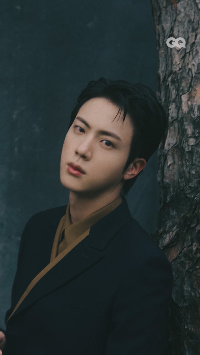 『GQ JAPAN』12月号 本日発売! 特別表紙版には、#BTS の #JIN が登場。 撮影の様子をおさめたショートムービーをお届け。 #GQJAPAN #JINxGQJAPAN #JINxVOGUEJAPANxGQJAPAN #JINxVOGUEJAPAN BTS JAPAN OFFICIAL BTS_official 방탄소년단