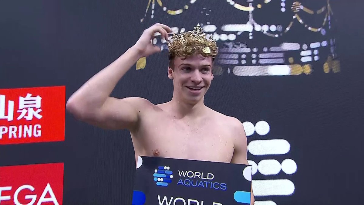 🏊 #SWC2024 | 🗣️ Léon Marchand : "J'ai voulu faire quelque chose qui n'avait jamais été fait auparavant. J'ai essayé de pousser mes coulées à fond. Le public était dingue, ça m'a rappelé les JO !" 👑 LE ROI 📺 Suivez le direct :