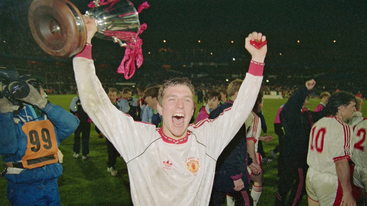 Lee Sharpe 🕺