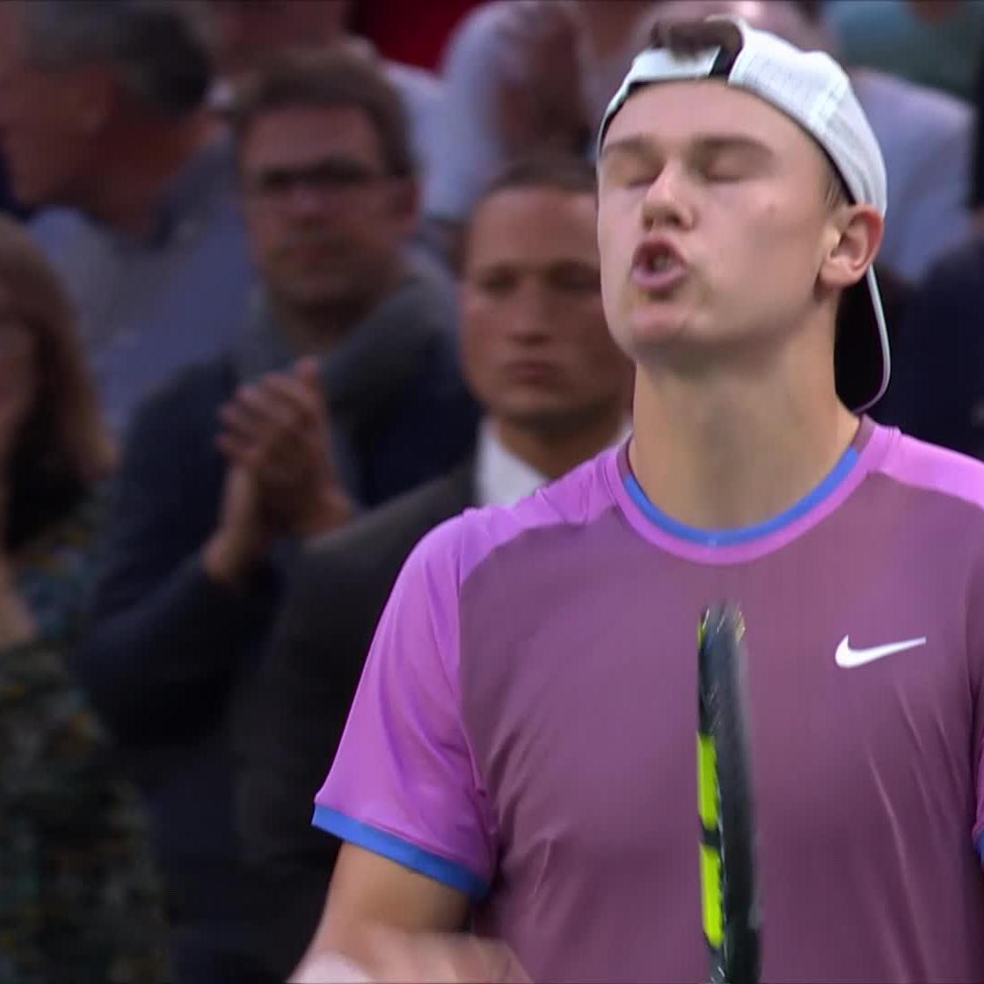 Holger + Paris = 😱 Holger Rune edges De Minaur 6-4 4-6 7-5 to improve to 12-1 lifetime at #RolexParisMasters