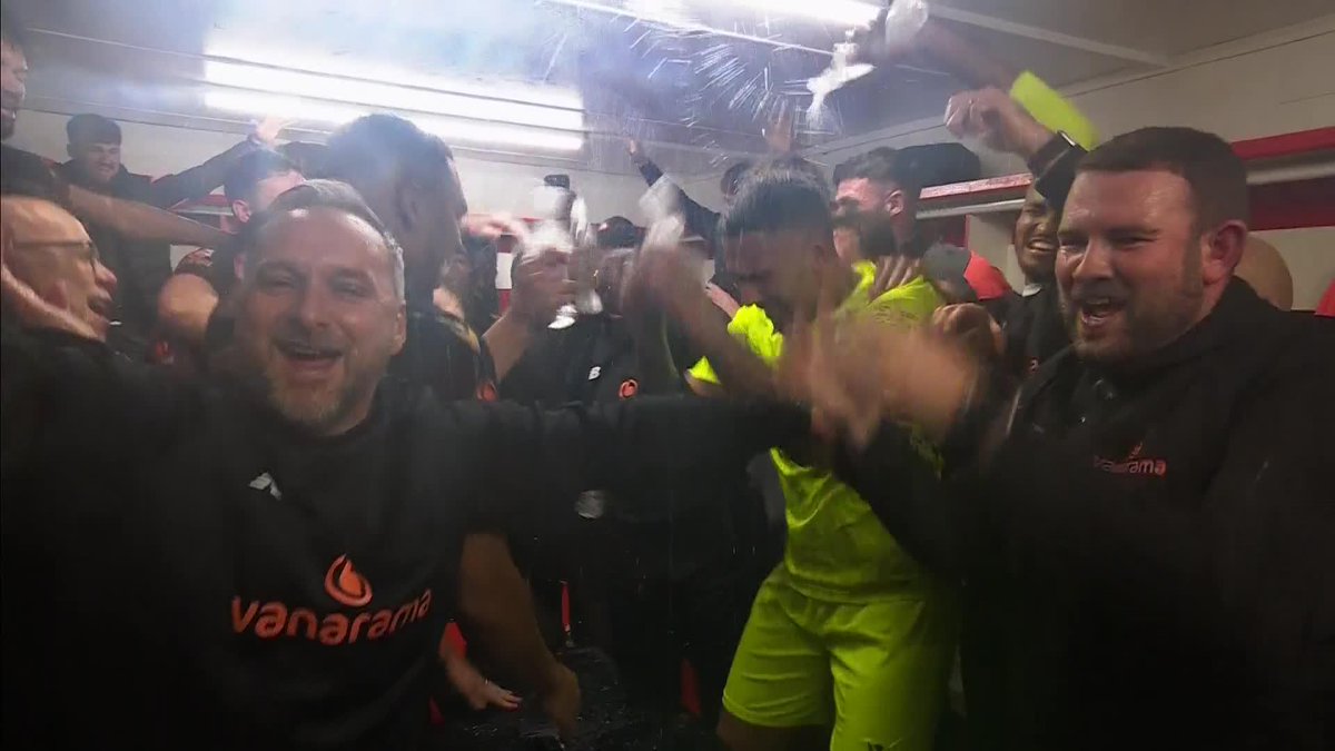 The scenes in the Tamworth Football Club dressing room after a historic night for their club ❤️ #EmiratesFACup