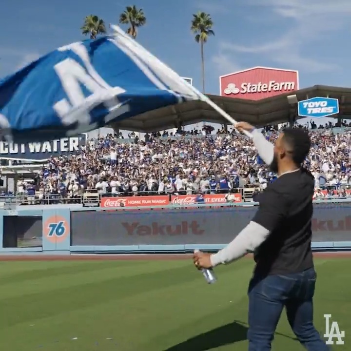 Teoscar showing love to the fans. #WorldSeries