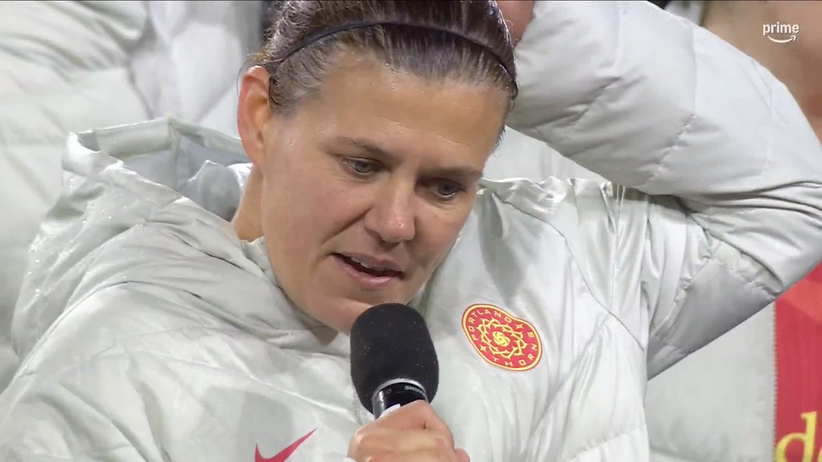 "Some of the best moments of my life have been on this pitch." Soak in every moment of Christine Sinclair's farewell speech to the Portland Thorns FC fans. 🌹 #ThankYouSinc