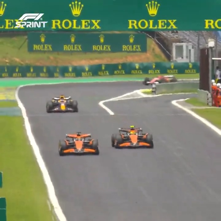 McLaren 🔀 McLaren Oscar ushers Lando through #F1Sprint #BrazilGP