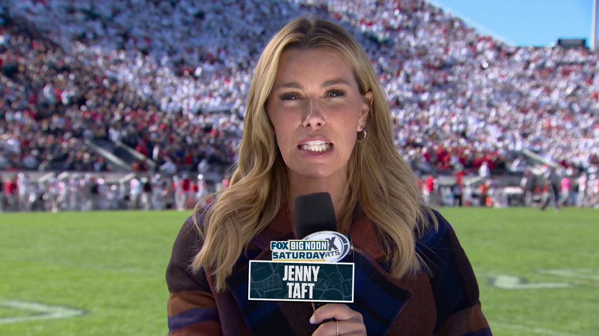 "Coach Franklin told me Penn State has been a great second half team all year." Jenny Taft gives us an update from both teams as we head to the second half ⬇️