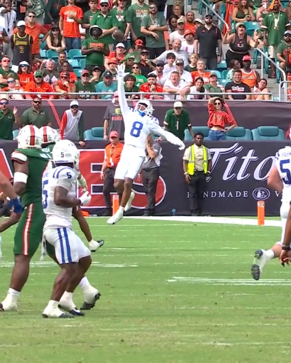 POTENTIAL CATCH OF THE YEAR FROM JORDAN MOORE 😱
