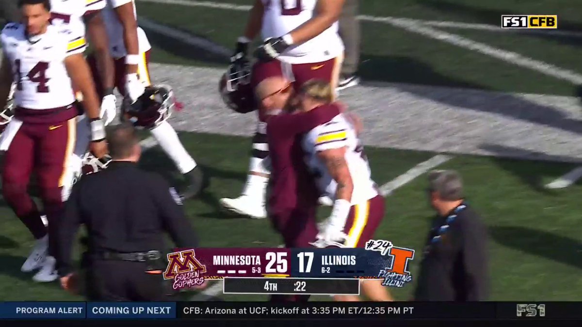Minnesota has now: • won 4 straight games • covered in 5 straight games • reached a bowl game in the last 6 FULL years • started 6-3 or better in 4 of the last 5 FULL years The Gophers are ROLLING.