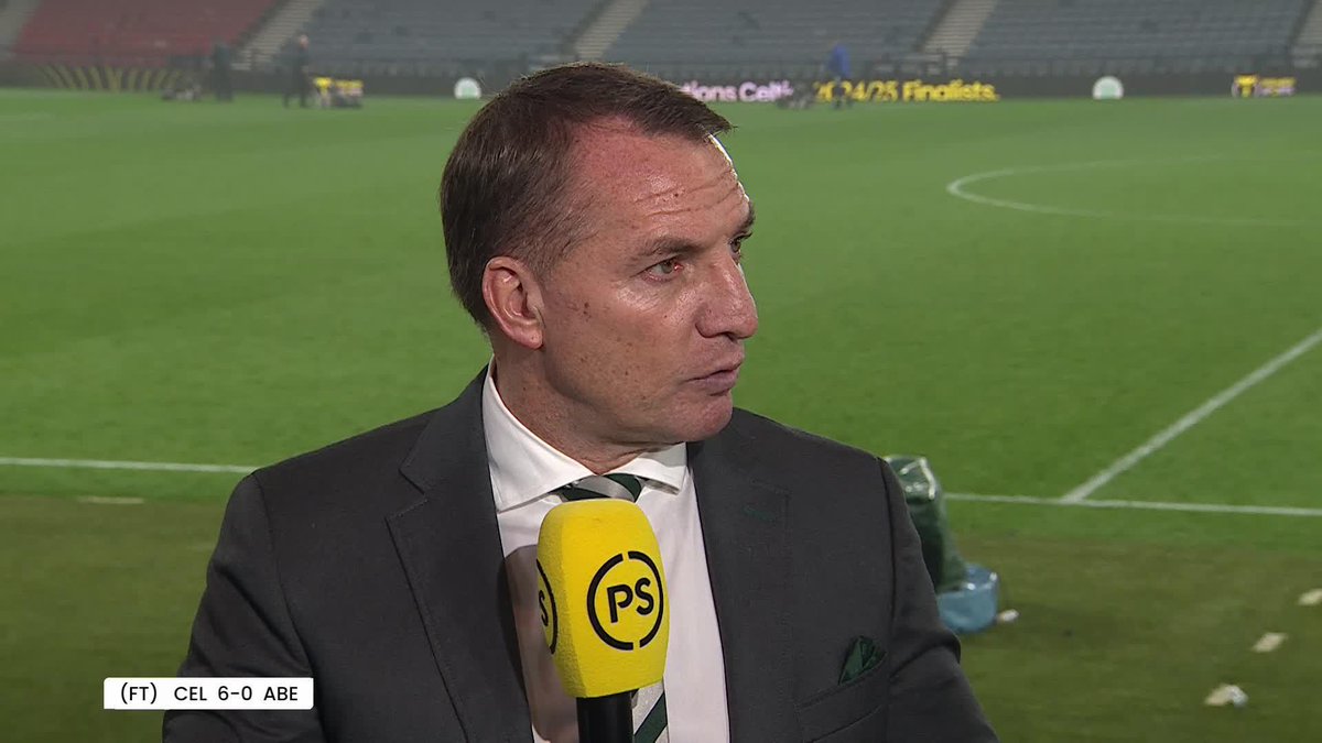🍀 Celtic manager Brendan Rodgers reacts to a sensational win for his team (and, of course, that second half fall too) "They don't make Tom Fords with studs on them?" 😂 #PremierSportsCup